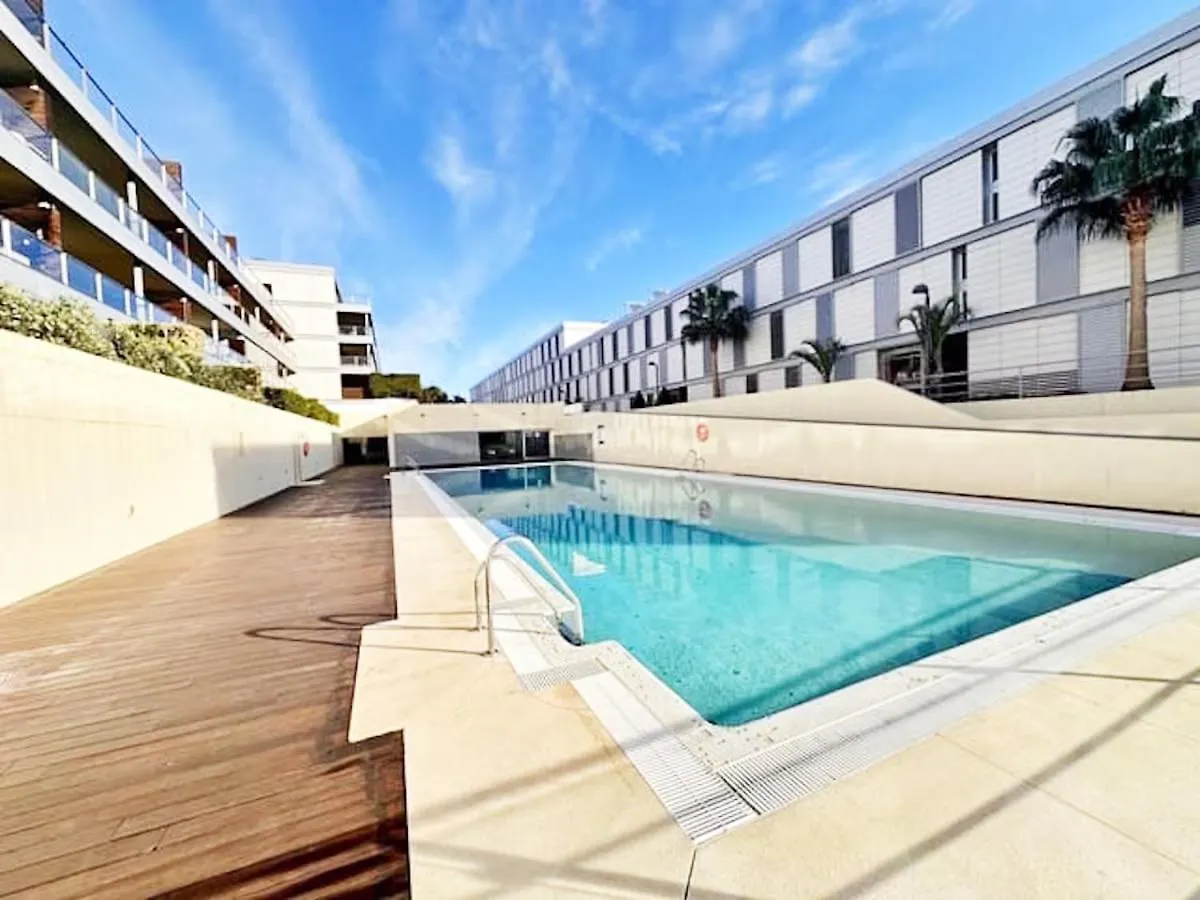 Topfloor Apartment With Terrace And Sea Views Sotogrande